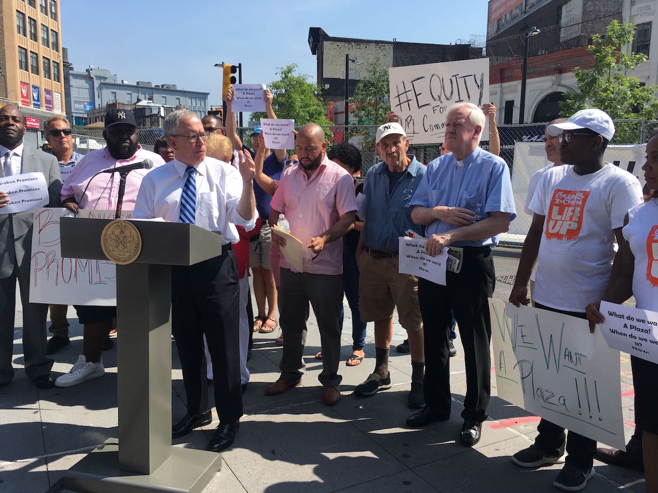 Elected officials tell City to finish the plaza 