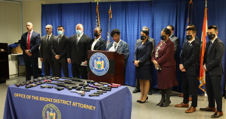 DA indicts two Morrisania residents on illegal firearms charges
