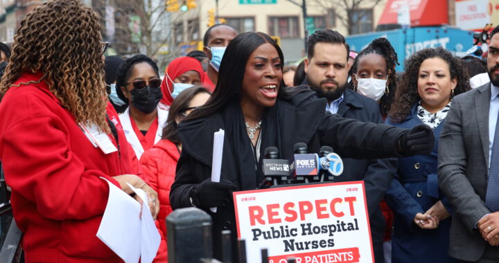 Nurses rally in front of Lincoln Hospital for equal pay