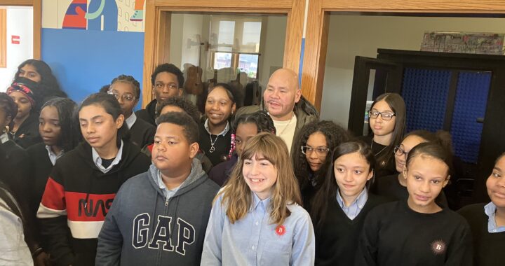 Fat Joe draws attention to teen center at Mott Haven Library